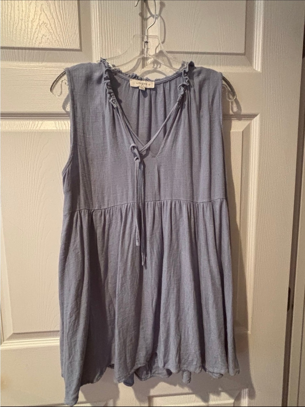 Umgee USA XL Blue Linen Blend Sleeveless Tunic Top Boho Tie Neck